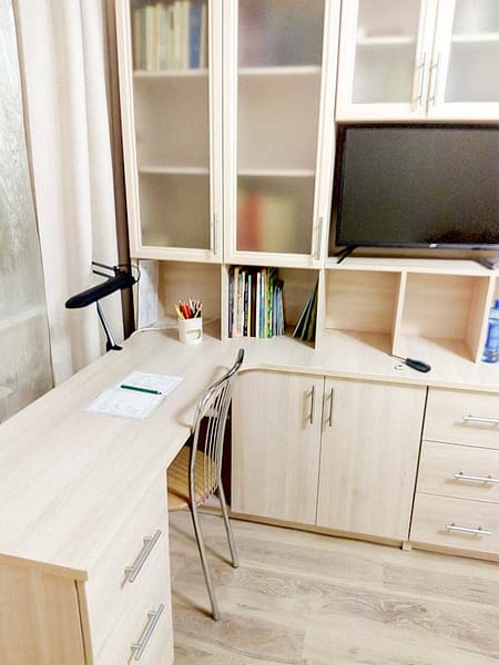 komplekt-ugol-dom-ofis-mebel-tema